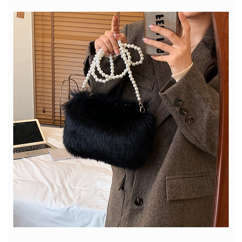 Túi đeo chéo hình vuông nhỏ phối lông dây xích đính ngọc trai giả thời trang thu đông mẫu mới cho nữ