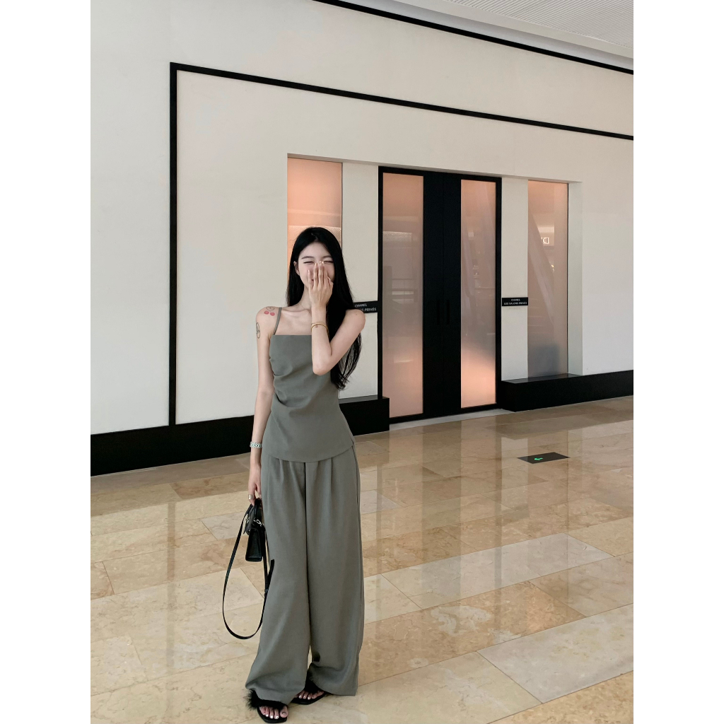 【COLORBLLIND】Bộ Áo Camisole Màu Xám + Quần Ống Rộng Thời Trang Mùa Hè