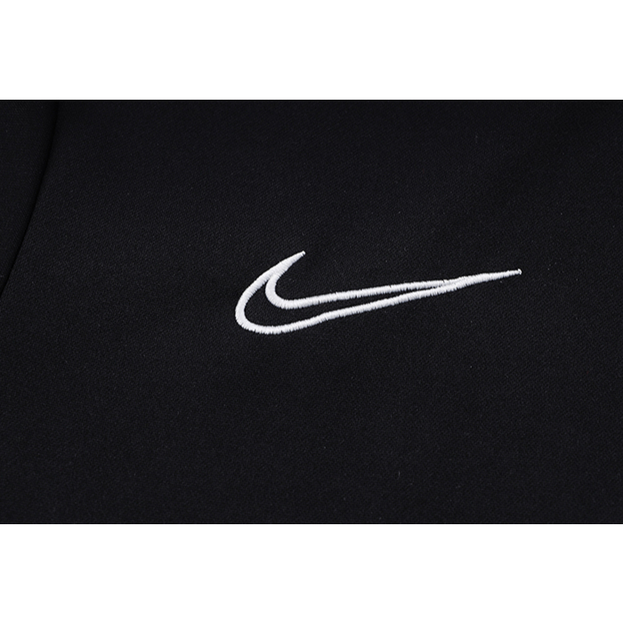 Bộ Đồ Đá Banh Màu Đen Kích Thước 23-24 NK Nửazip Tỉ Lệ 1: 1 Chất Lượng Cao Dành Cho Nam Giới