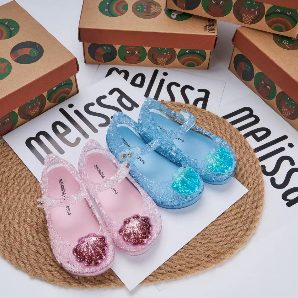 Xăng đan Quai Dán Gel Mềm Mại Thoáng Khí Đóng Dấu Chân Phong Cách Cổ Điển Mới 2023 Cho Bé Gái