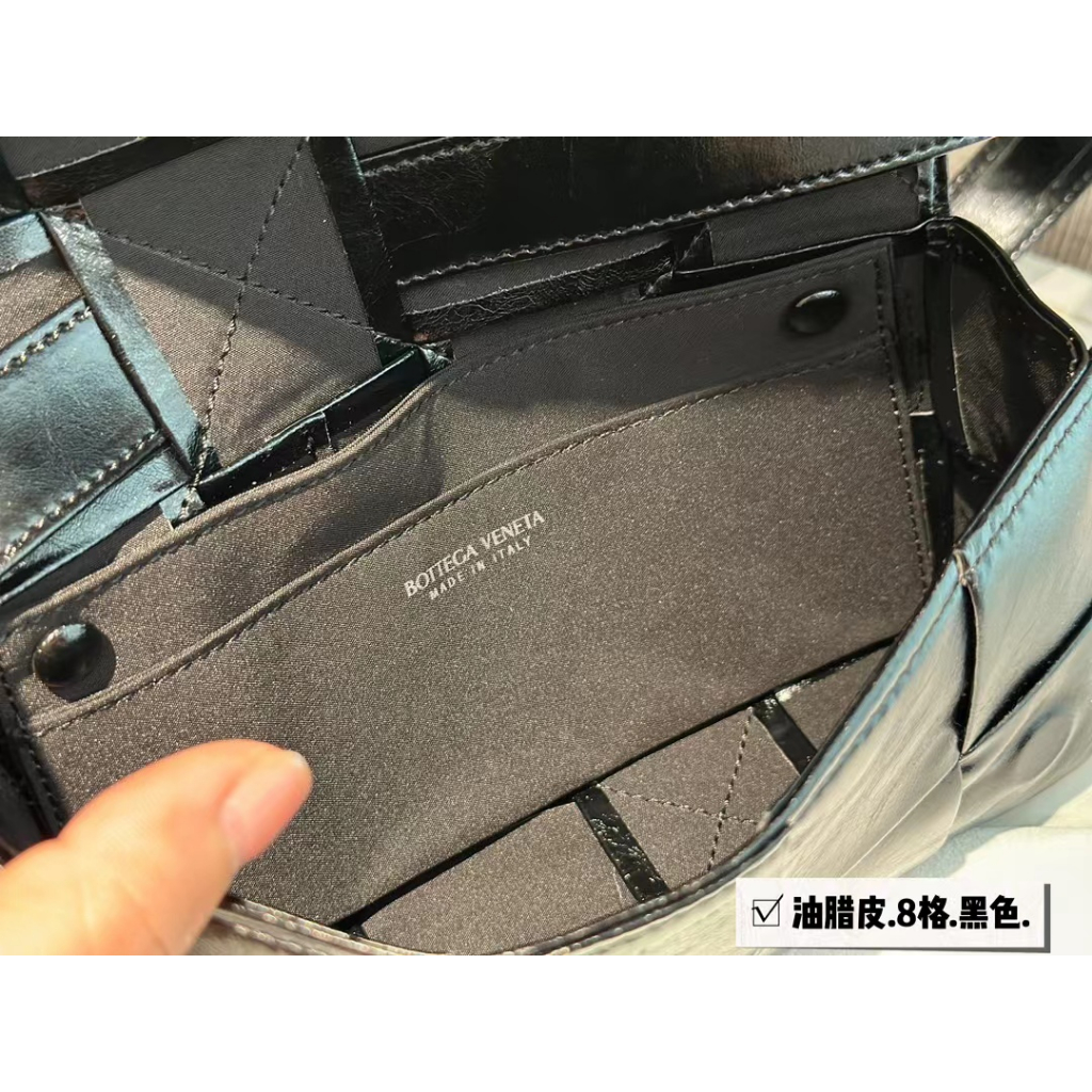 Botega Túi Da Sáp Dầu Bện Chéo Thời Trang Thanh Lịch