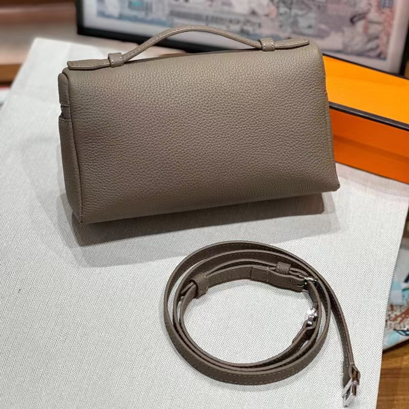 LP19 Túi Xách Nữ Loro*Piana Gigi Cùng một loại Đầu Lâu Bò Thật Túi Đeo Chéo Đa Năng Thời Trang