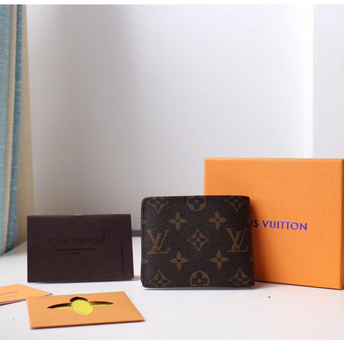 Ví Louis Vuitton Dáng Ngắn Thời Trang Sang Trọng Dành Cho Nam M60895