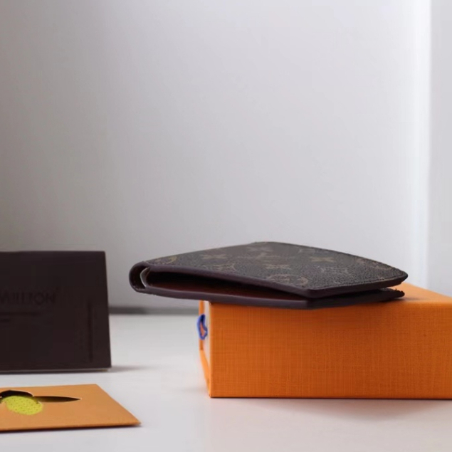 Ví Louis Vuitton Dáng Ngắn Thời Trang Sang Trọng Dành Cho Nam M60895