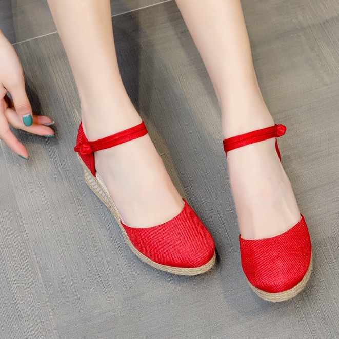 2023 Mới Phong Cách Retro Giày Xăng Đan Thời Trang Nữ Thoải Mái Chống Trơn Trượt Đế Dày Cao Gót Chịu Mài Mòn Giày Dép