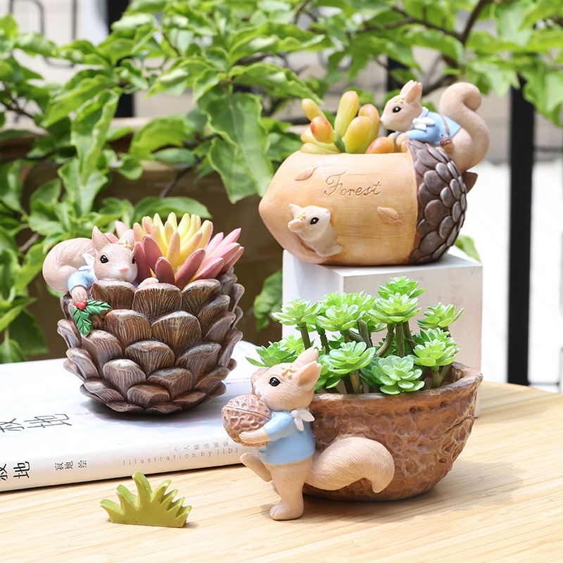Chậu Hoa Để Bàn Trang Trí Hình Chú Sóc Dễ Thương