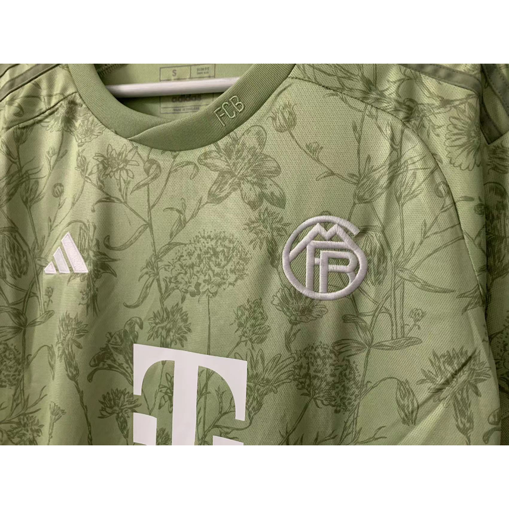 Áo Bóng Đá Đội Tuyển Bayern Munich 23 / 24 Size S-4XL