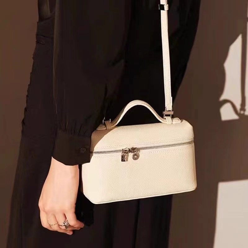 Túi Xách Nữ Loro*Piana Gigi Cùng một loại Đầu Lâu Bò Thật Túi Đeo Chéo Đa Năng Thời Trang