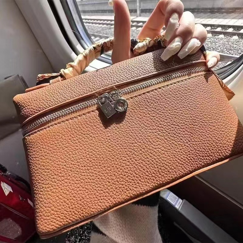 Túi Xách Nữ Loro*Piana Gigi Cùng một loại Đầu Lâu Bò Thật Túi Đeo Chéo Đa Năng Thời Trang