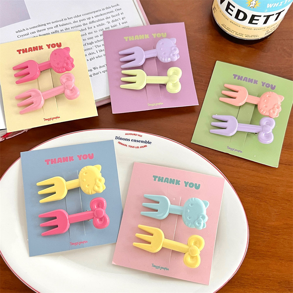 Set 2 Kẹp Tóc Hình Mèo Dễ Thương Cho Nữ
