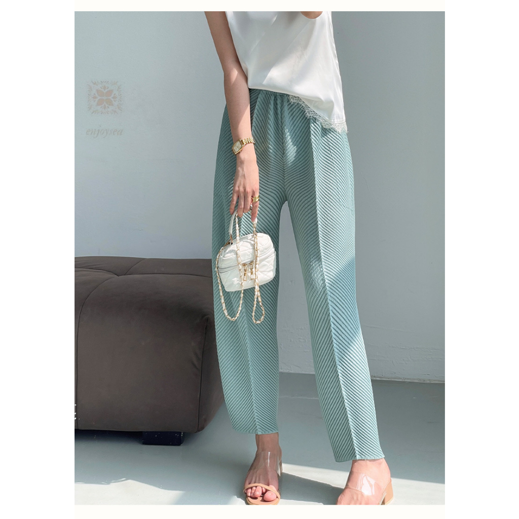 Issey Miyake Quần Ống Rộng Xếp Ly Cân Bằng Cá Co Giãn Lưng Thun Có Túi Hình Quả Lê Cho Nữ