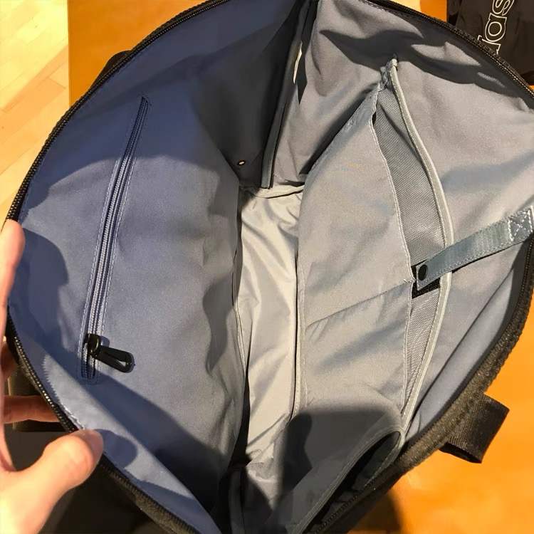 Túi XáCh Nike CV0063 ĐựNg Laptop Cho Nam Và Nữ