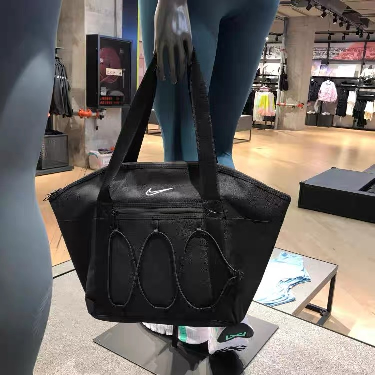 Túi XáCh Nike CV0063 ĐựNg Laptop Cho Nam Và Nữ