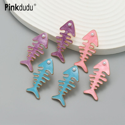 Khuyên tai Pinkdudu PD1431 hợp kim tráng men họa tiết xương cá đính ngọc trai thời trang cho nữ