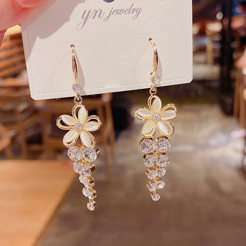 Bông Tai Mạ Bạc 925 Hình Hoa Đính Đá Zircon Tua Rua Thời Trang Cho Nữ