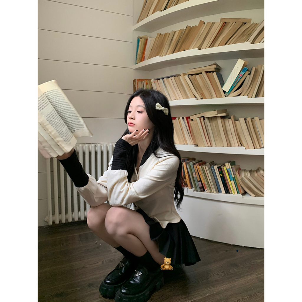 Set Áo Khoác Sơ Mi Dài Tay Form Ôm Và Chân Váy Xếp Ly Phong Cách Hàn Quốc Dành Cho Nữ