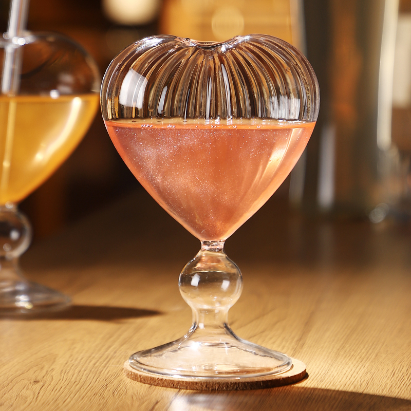 Ly Thủy Tinh Uống Rượu cocktail Hình Trái Tim Trong Suốt Sáng Tạo