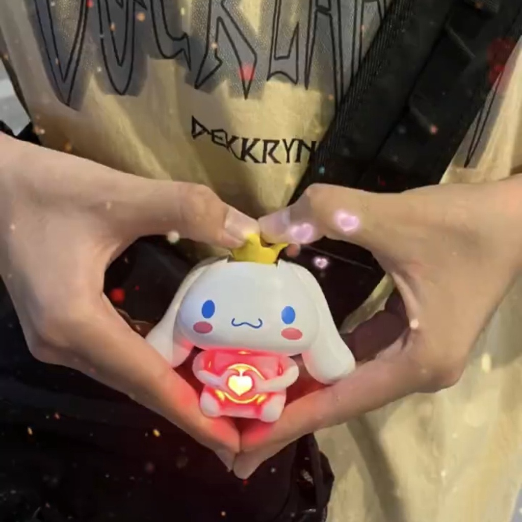 Đồ Chơi Hình Cinnamoroll Trái Tim Phát Sáng Cho Cặp Đôi