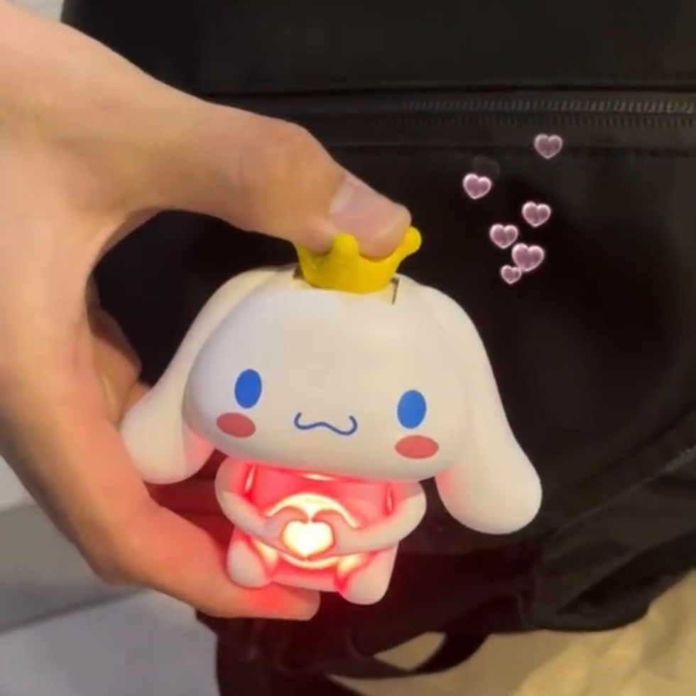 Đồ Chơi Hình Cinnamoroll Trái Tim Phát Sáng Cho Cặp Đôi