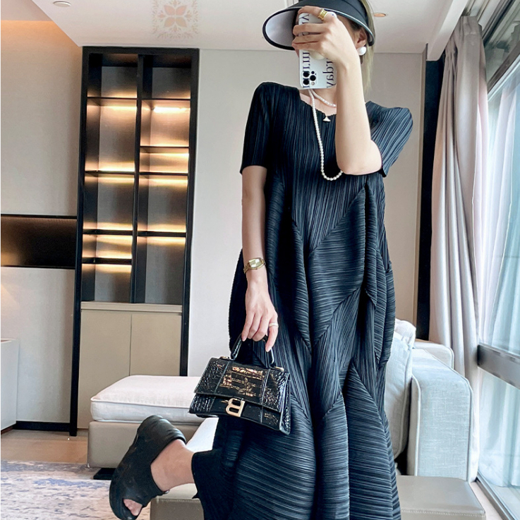 Issey Miyake Đầm Dài Dáng Rộng Che Phủ Cá Tính Thanh Lịch Siêu Co Giãn Cho Nữ Giới