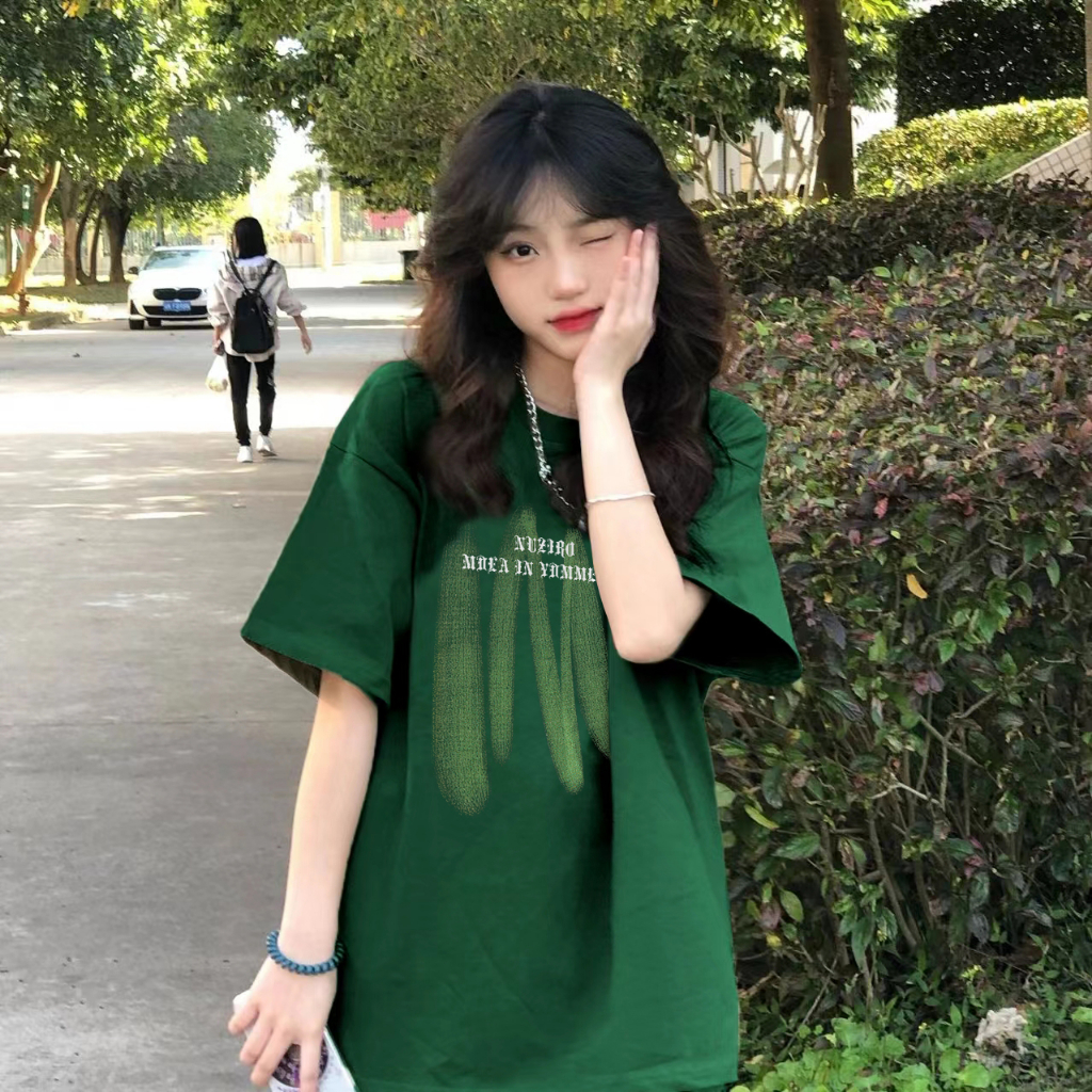 Áo Thun Nữ Ngắn Tay Màu Xanh Lá Đậm