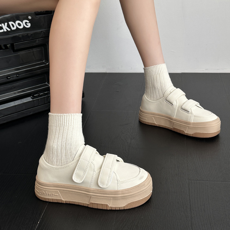 Giày Thể Thao Đế Dày Mềm Mại Chống Thấm Nước