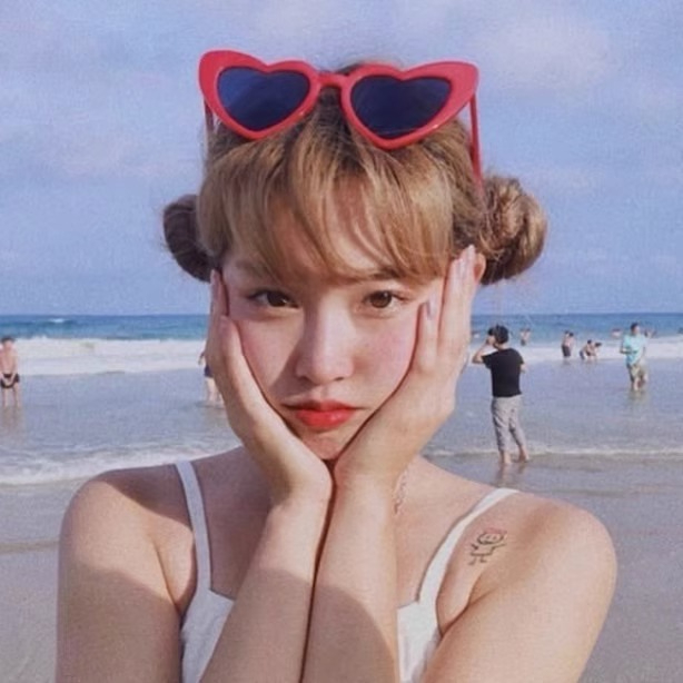 Kính Mát Hình Trái Tim Thời Trang Hàn Quốc Y2K