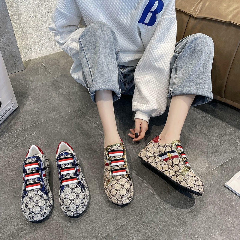 Giày Thể Thao Đế Dày Tăng Chiều Cao 4cm Thêu Hình Ong Nhỏ Thời Trang Xuân Thu Cho Nữ