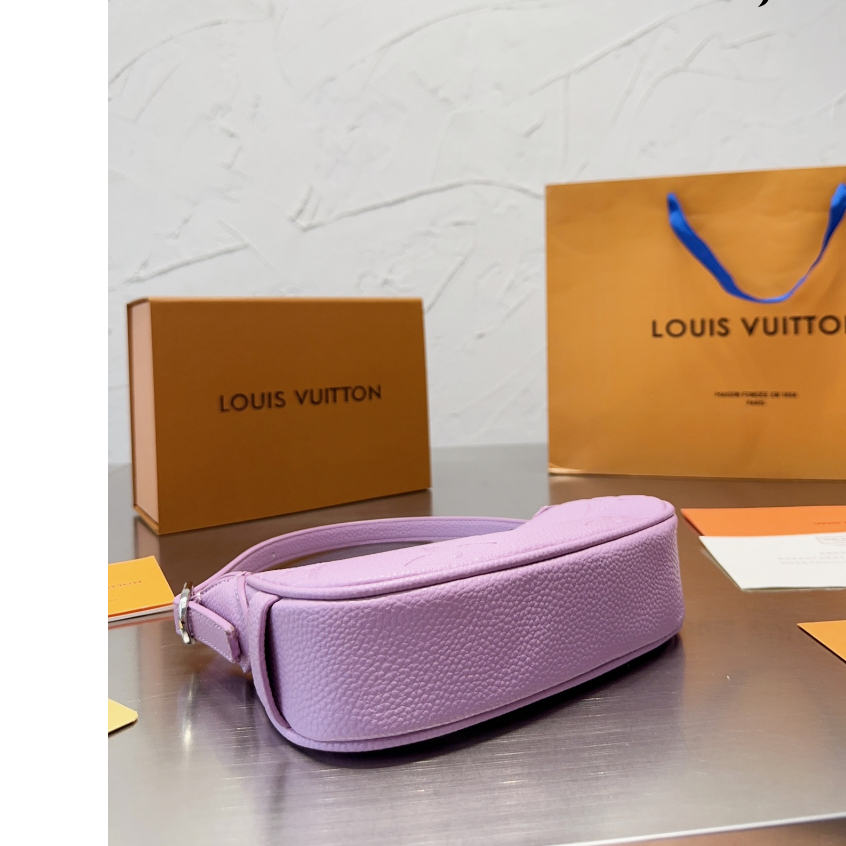 Hình ảnh thực tế 100% nguyên bản chính hãng louis vuitton lv túi đeo dưới cánh tay phong cách mới túi xách nữ thời trang