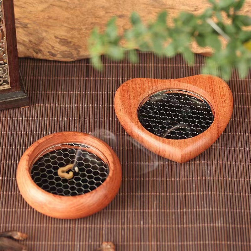 Đế Đốt Trầm Hương Bằng Gỗ Hồng Mộc Hình Trái Tim Chống Dính 2 Tiếng Tiện Dụng
