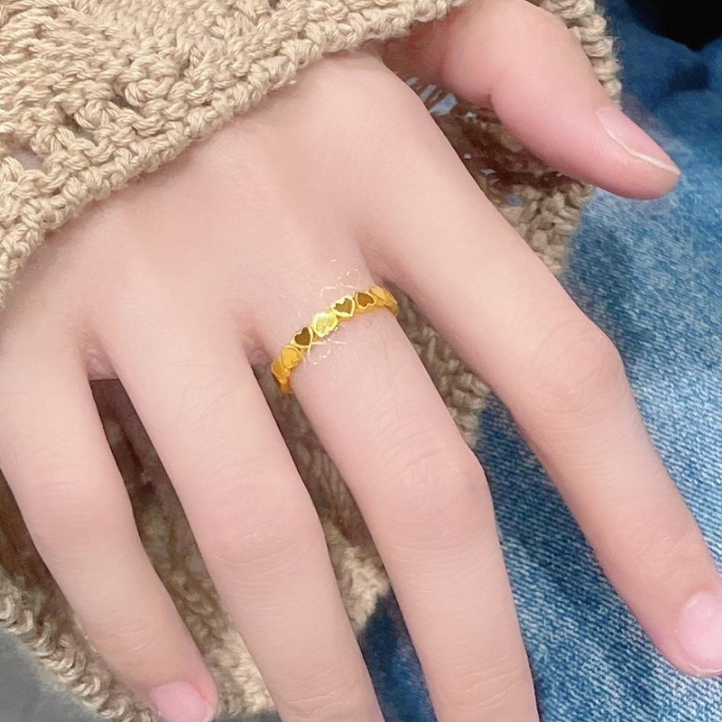 Nhẫn nữ bằng titan cao cấp không gỉ mạ vàng 24k thiết kế nhiều hình trái tim dễ thương phong cách trẻ trung