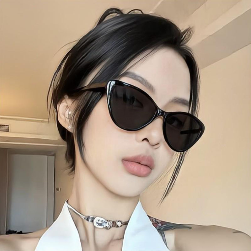 Kính Mát Hình Mắt Mèo Nhiều Màu Lựa Chọn Thời Trang vintage Cho Nữ Hàng Ngày