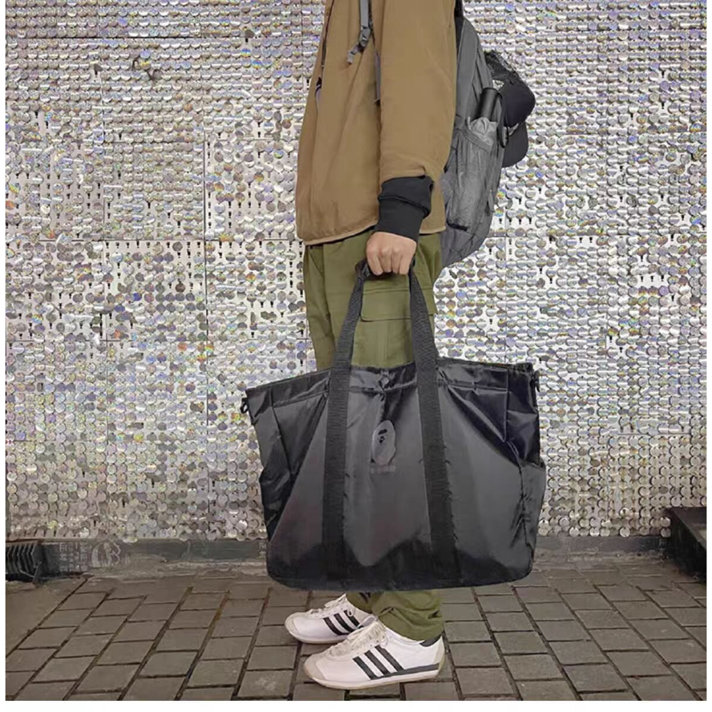 Bape Túi Đeo Chéo Cỡ Lớn In Họa Tiết Thời Trang