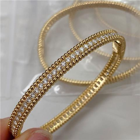 Vòng Đeo Tay Đính Kim Cương Toàn Diện Thời Trang 2023