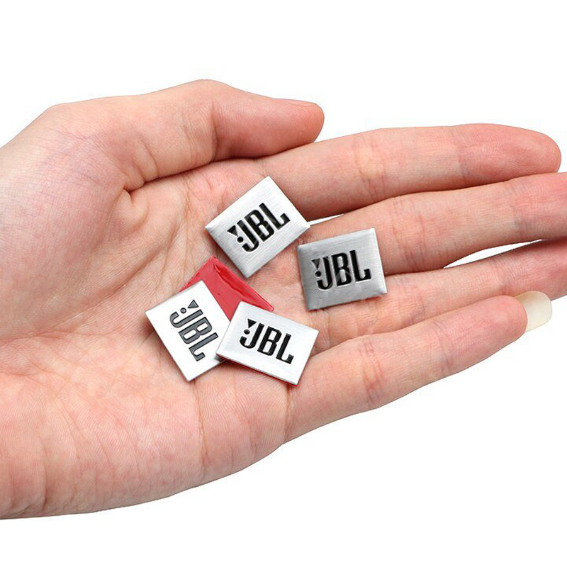Bộ 2 Sticker Hợp Kim Dán Loa Âm Thanh Xe Hơi JBL 2012-2016 2017 2018 2019 2020 2021