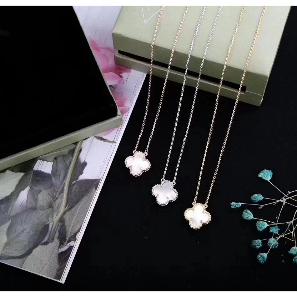 Vòng Cổ Cỏ Bốn Lá Thời Trang Mới 2023