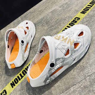 Dép Bít Mũi Chống Trượt Thiết Kế Đục Lỗ size Lớn 46 Thời Trang Mùa Hè Cho Nam