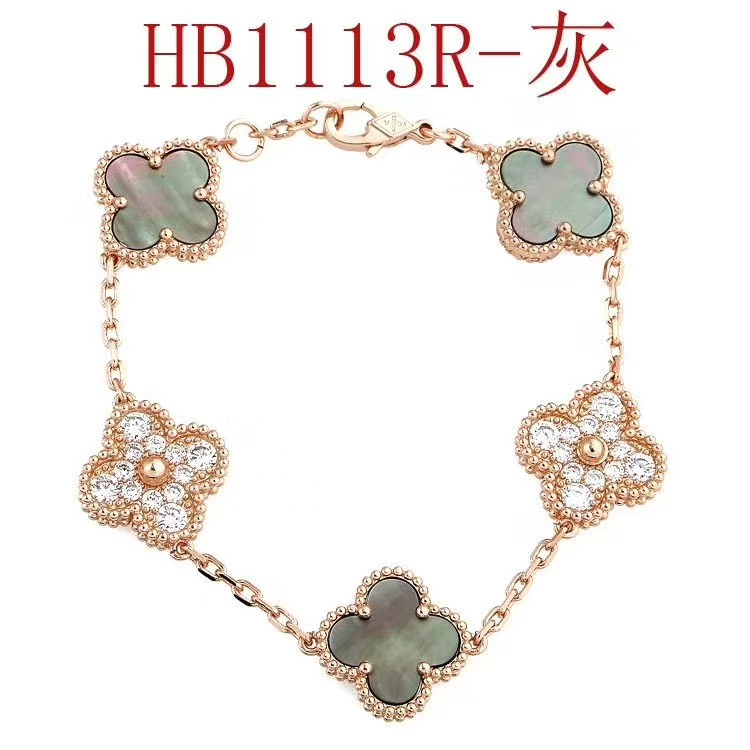 Vòng Đeo Tay Họa Tiết Cỏ Bốn Lá Thời Trang 2023