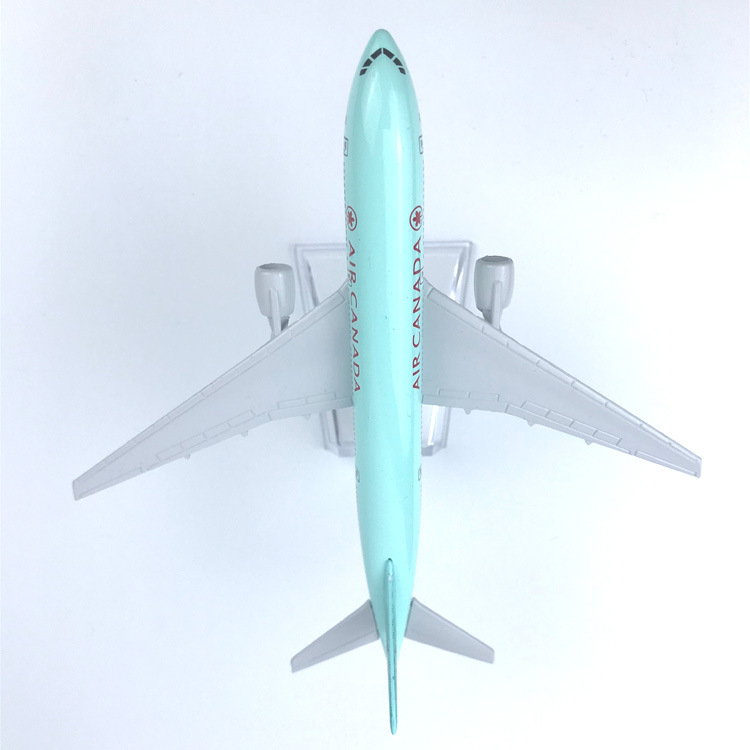Mô hình máy bay tỉ lệ 1:400 Canada Boeing 777 chân thật