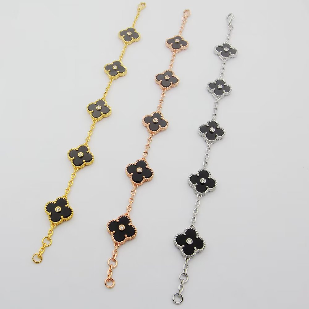 Vòng Tay Đơn Hình Cỏ Bốn Lá Đính Hạt Kim Cương Đơn Giản Thời Trang Mới V & CA