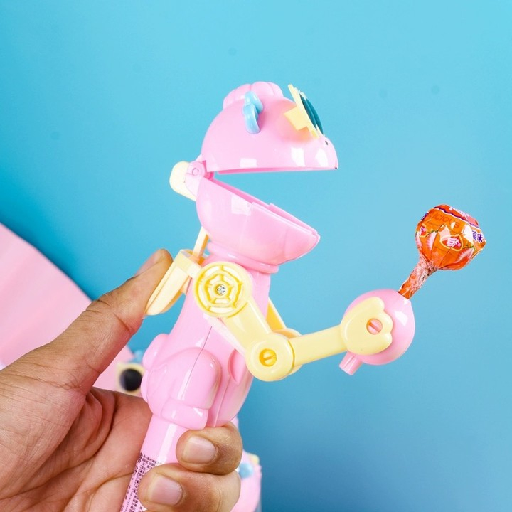 Đồ chơi robot đựng kẹo mút xinh xắn