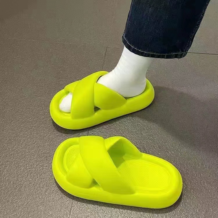 Nữ Dép Bánh Mì Dép Đi Trong Nhà Đế Mềm Quai Chéo Thời Trang Cho Nữ AE560