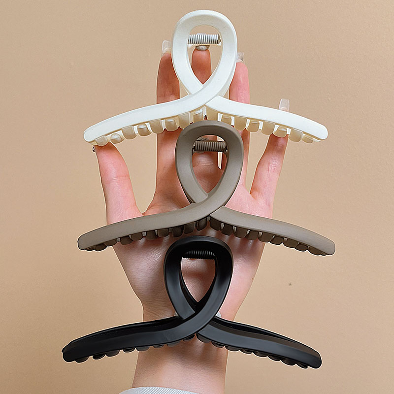 Kẹp Tóc Hình Cá Mập Lớn Thời Trang 2024 Cho Nữ