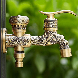 Vòi nước hai đầu bằng đồng thau cứng khắc họa tiết cổ điển gắn tường / bồn rửa chén
