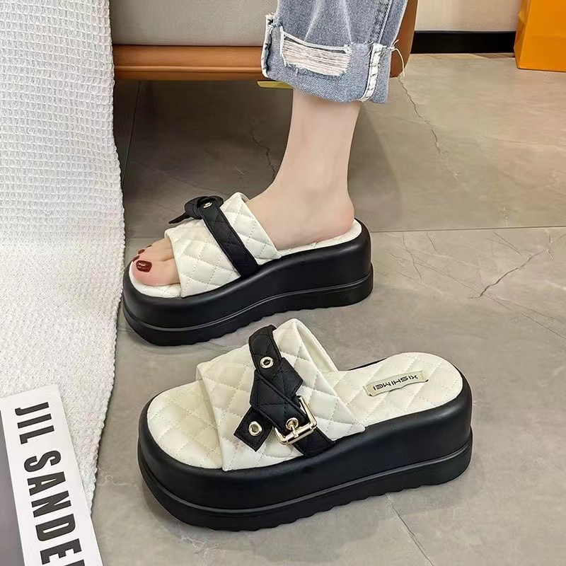 Dép lê mùa hè nữ thời trang phối màu đế dày