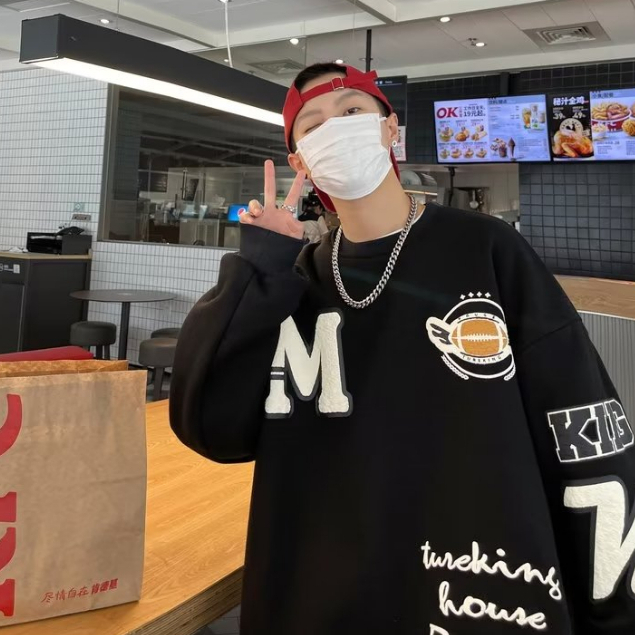 Áo Sweater Nam Chui Đầu Dáng Rộng Thêu Họa Tiết Kiểu Mỹ Cá Tính Cho Các Cặp Đôi Áo len nam  Màu Trơn Tay Dài Dáng Rộng Thời Trang Mới Thu Đông Phong Cách Hàn Quốc Cho Nam Và Nữ