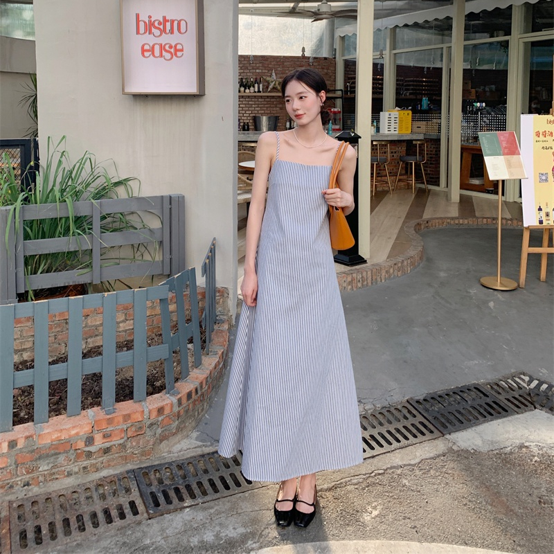 66363 Phong Cách Mới Váy Hai Dây Sọc Thanh Lịch