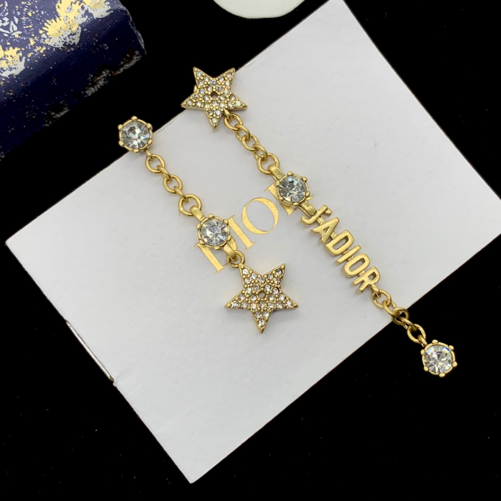 Bông Tai Mạ Bạc 925 Không Đối Xứng Hình Trái Tim Và Ong Đính Tua Rua Thời Trang