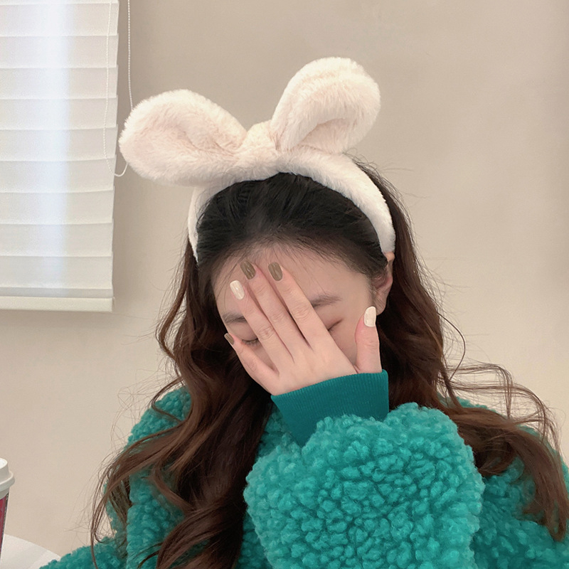 Băng Đô Lông Nhung Mềm Mại Hình Chú Gấu Xinh Xắn