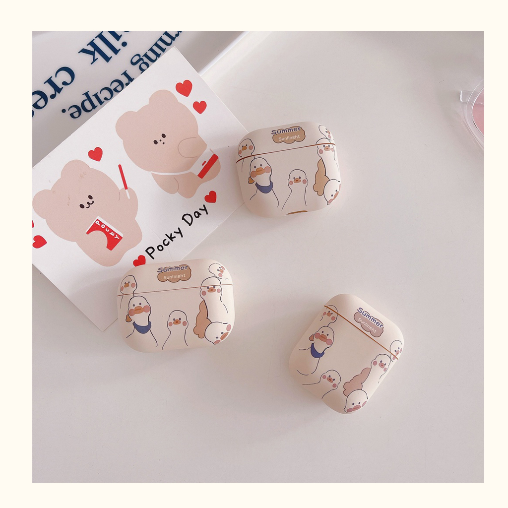 Vỏ Bảo Vệ Hộp Sạc Tai Nghe AirPods3 / 3 Pro / 2Gen Hình Chú Vịt May
